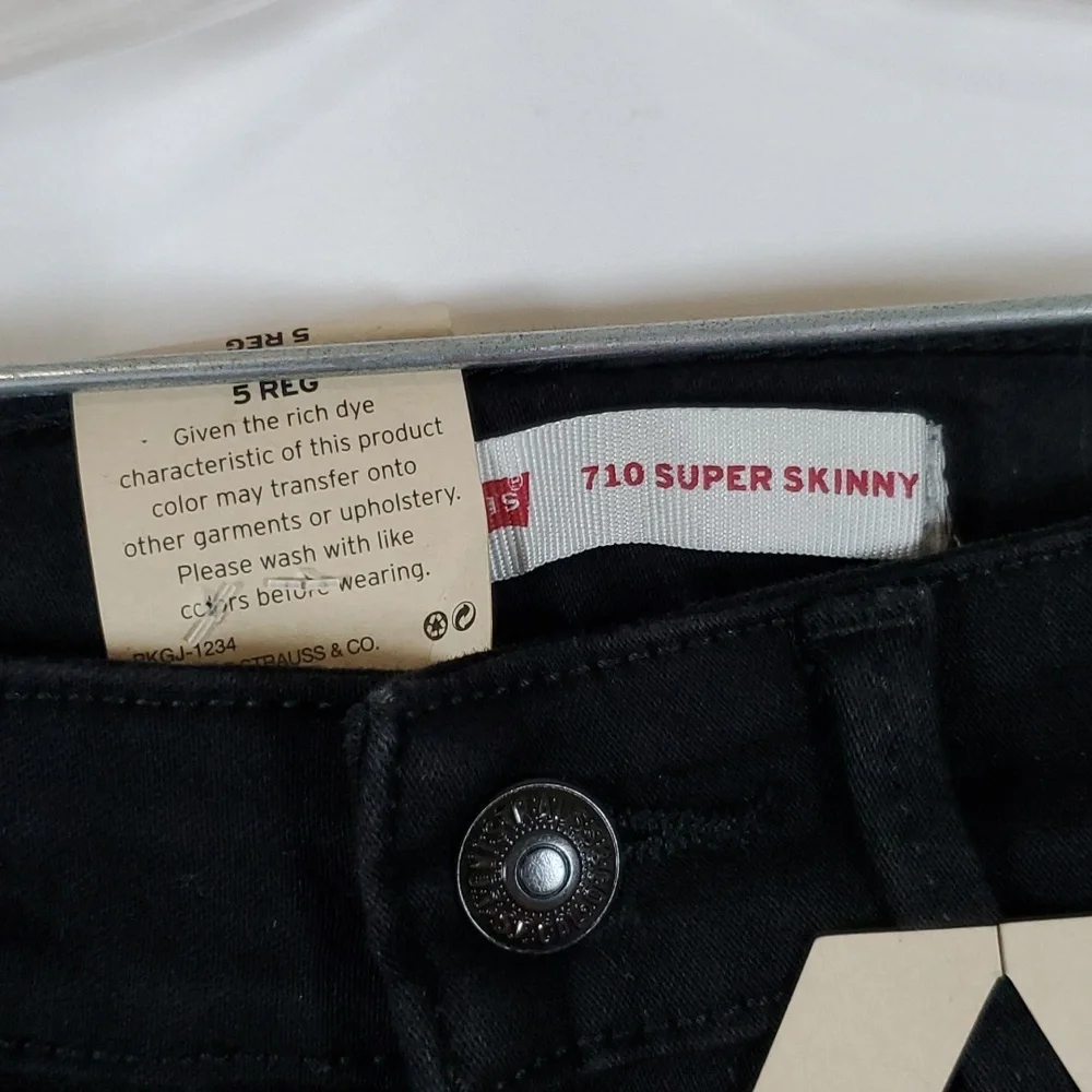 Levi's Girls' 710 Super Skinny Fit Jeans ~ 5 Reg ~ Black - Picture 8 of 8